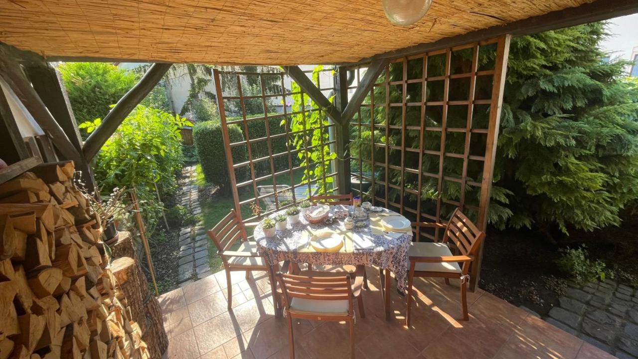 Apartament Magnolia Garden Miszkolc Zewnętrze zdjęcie
